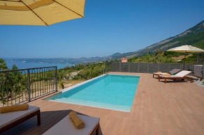 Villa Katoikia Dio by Villa Plus